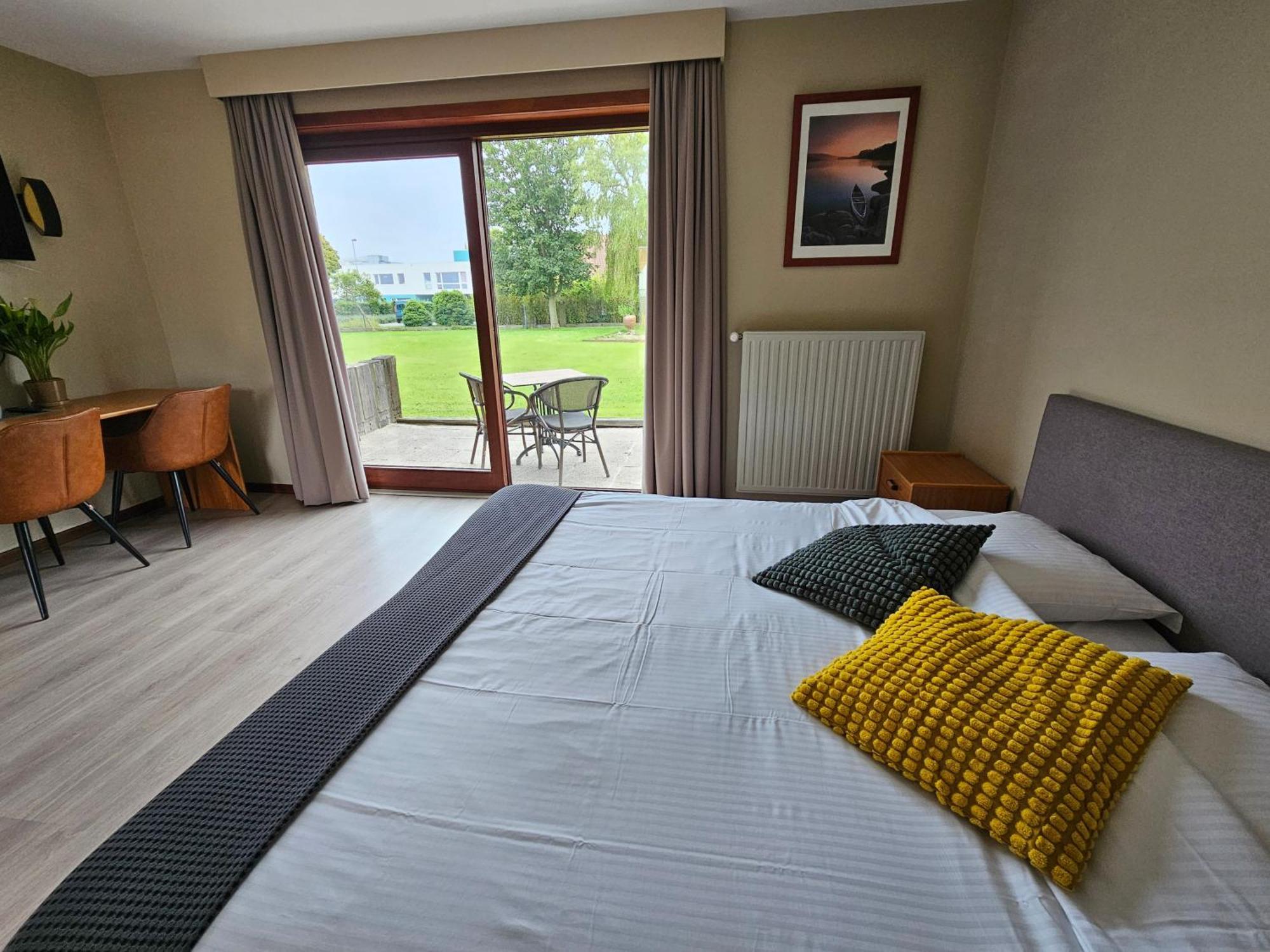 Hotel Westendia And Free Parking Top Breakfast Ostende Exterior foto