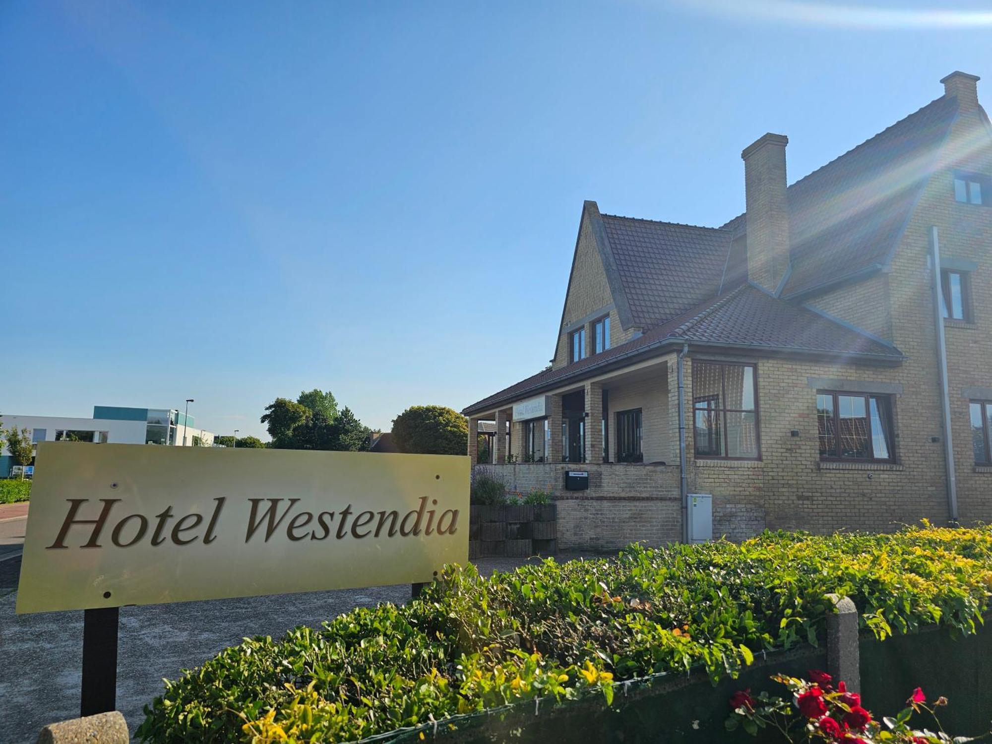 Hotel Westendia And Free Parking Top Breakfast Ostende Exterior foto